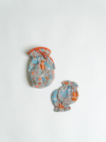 Multi Color Cotton Printed Bottle cover with Mittens set - Image 6