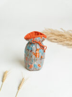 Multi Color Cotton Printed Bottle cover with Mittens set - Image 3